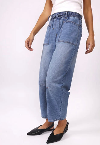 Leo Barrel Jean
