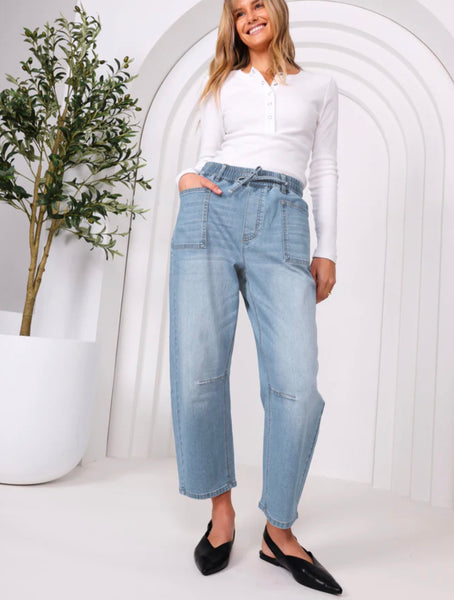 Leo Barrel Jean