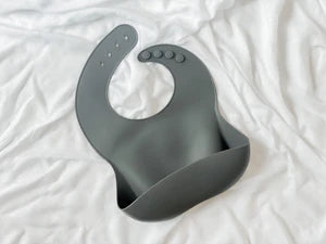 B Silicone Bib